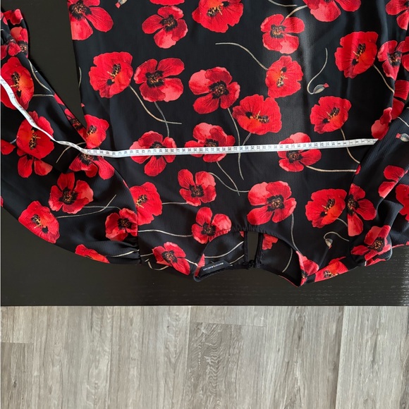 Women summer blouse - Picture 6 of 8